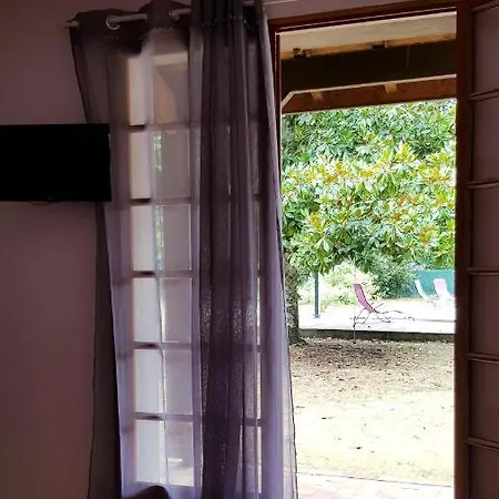 Le Magnolia Bed & Breakfast *